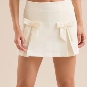Ivory Bow Skirt